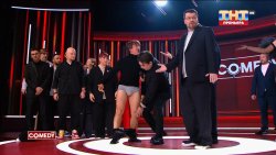 Дорохов снял штаны